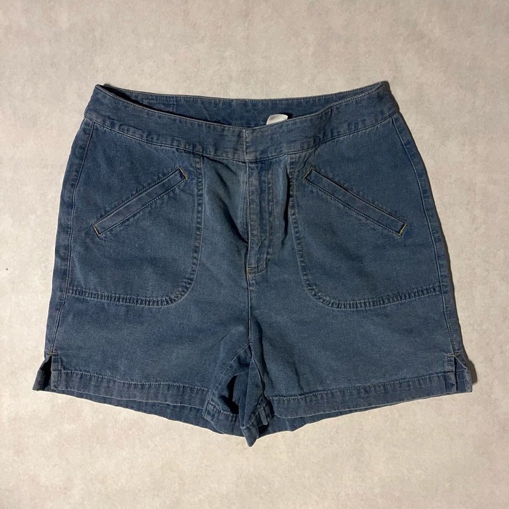 Liz Claiborne shorts